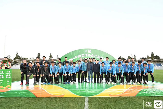 亚历山大35+8+9努尔基奇31篮板 雷霆力克太阳