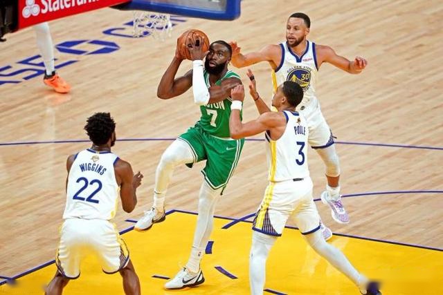 亚历山大35+9哈滕14+14 雷霆险胜送勇士3连败