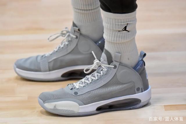 胡金秋35+13广厦2-1山西晋级八强 张宁23+8