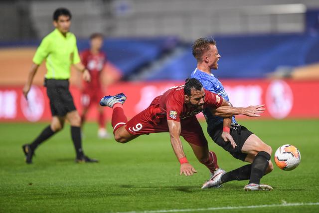 英超历史节礼日进球榜：凯恩7场10球居首